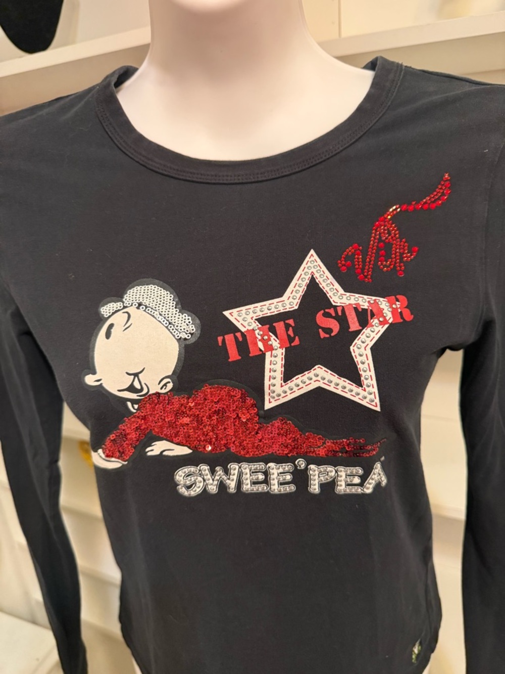 Monella Vegabonda Sweet Pea Black Long Sleeve Tee with Red and White Graphic MED - Picture 7 of 12
